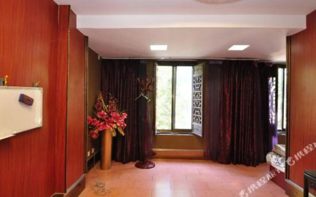 Yiyalan Hotel (Jianshui Ancient City Lin'an Prefecture Branch)