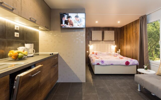 Mobile Homes FKK Nudist Camping Solaris