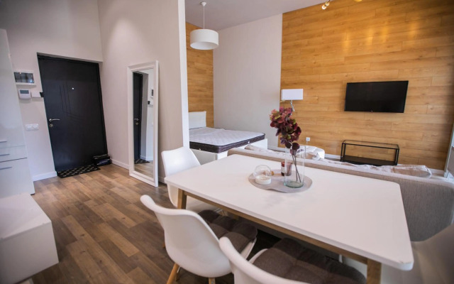 Апартаменти з сучасним ремонтом, вул. Проспект Чорновола 16є