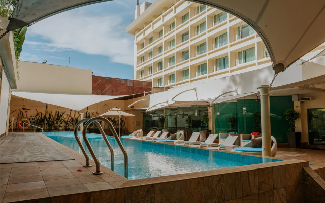 Radisson Hotel Brunei Darussalam