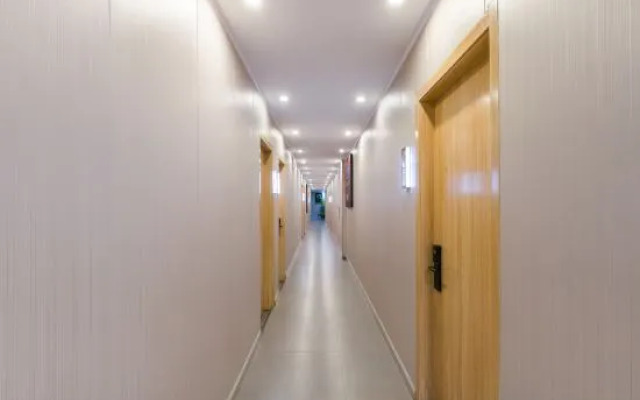 Big Bear Boutique Hotel (Xiangshan Dafeng Store, nan li Road, Huaibei City)
