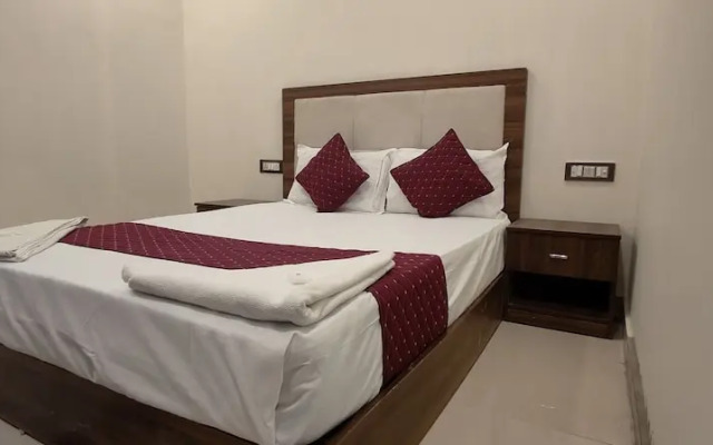 Hotel Blue Sky Residency