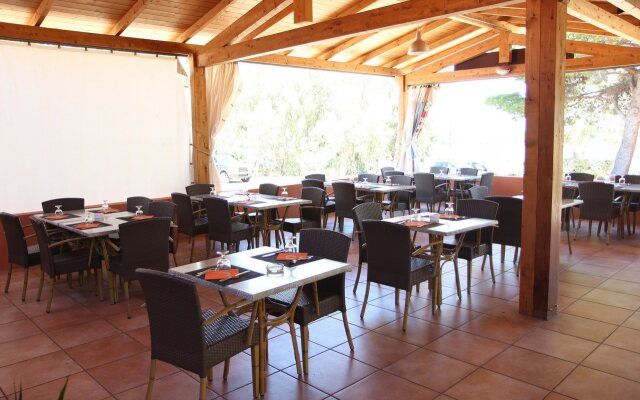 Marina Manna Hotel & Club Village