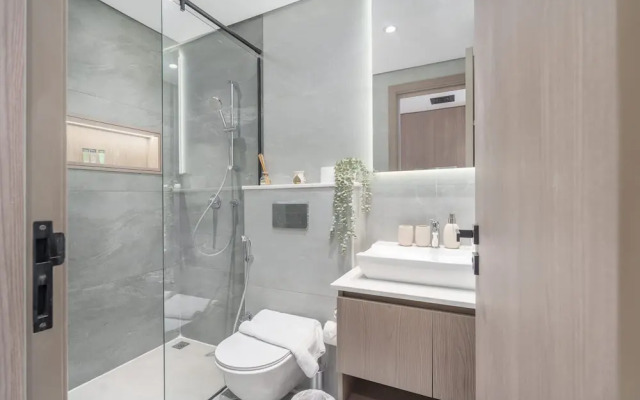 Heart Captivating Studio in Laya Heights