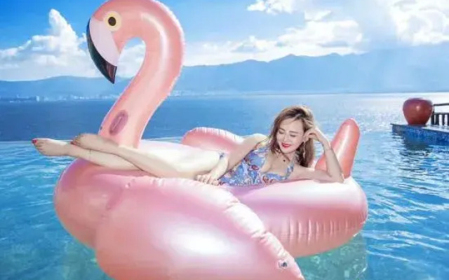 Mermaid Seascape Resort Hotel (Dali Erhai)
