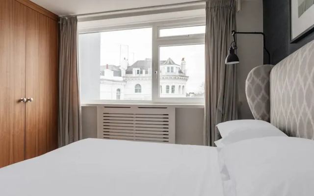 Arundel Gardens by Onefinestay