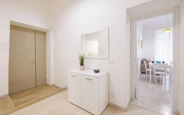 Garibaldi Central Station Apartment