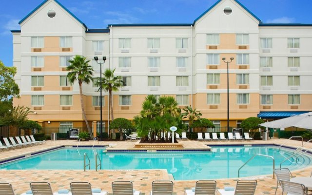 Fairfield Inn & Suites Lake Buena Vista in Marriott Village