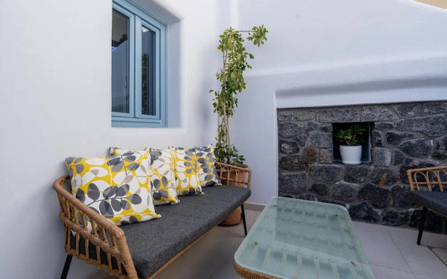 Aegean Blue Luxury Suites