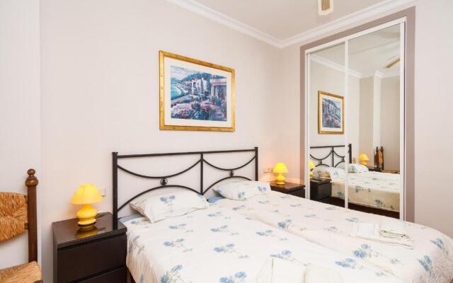 Carabeo 52 Apartments Casasol