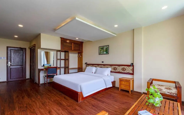 Lisha Grand Hotel