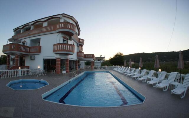 Hotel Alexandros