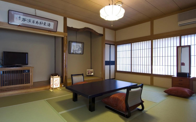 Kusatsu Onsen EKINARIYA RYOKAN