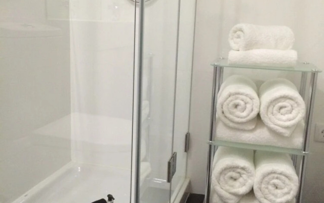 Clerigos H Apartments