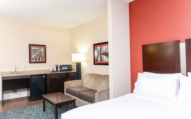 Holiday Inn Express Hotel & Suites New Philadelphia by IHG