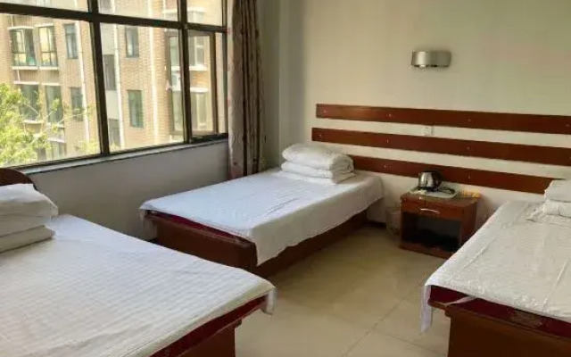 Longkou Junyue Hotel