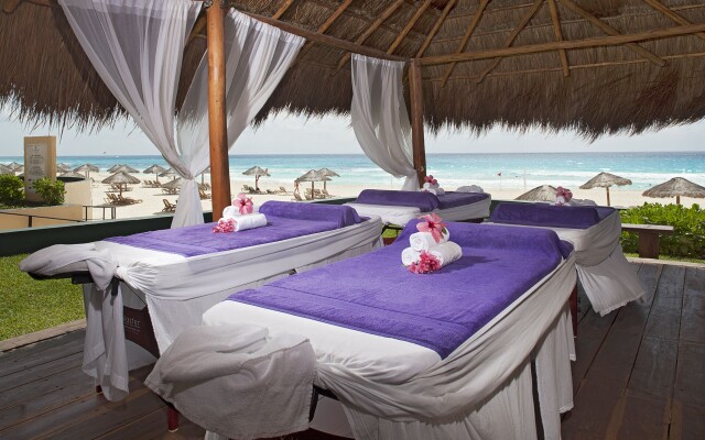 Emporio Cancun Optional All Inclusive