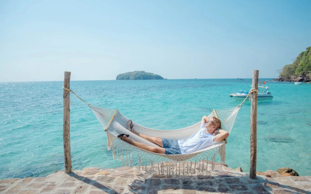 Marina Seaside Boutique Hotel