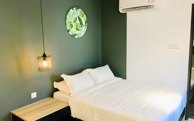 Enclave Business Hotel