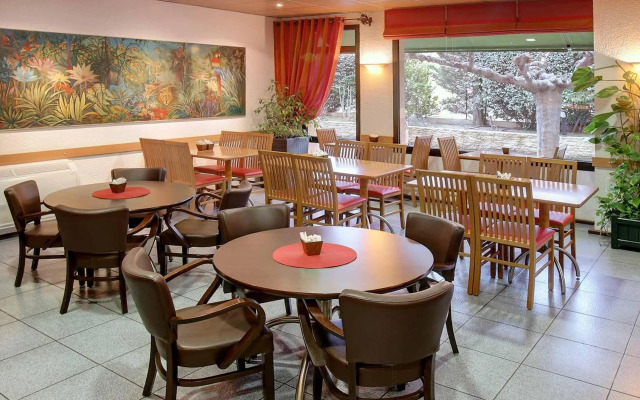 ibis Avignon Centre Pont de l'Europe