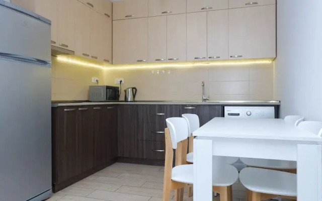 Stay Inn next to Dalma Mall