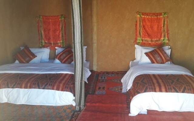 Sahara Camp & Camel Trek