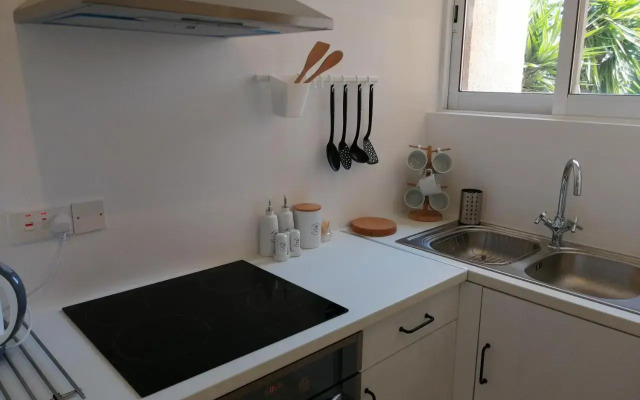 The Harbour Suite - 100M From The Beach - 6 Guests