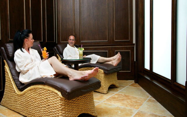Arcadia Hotel - Marina Regia Residence
