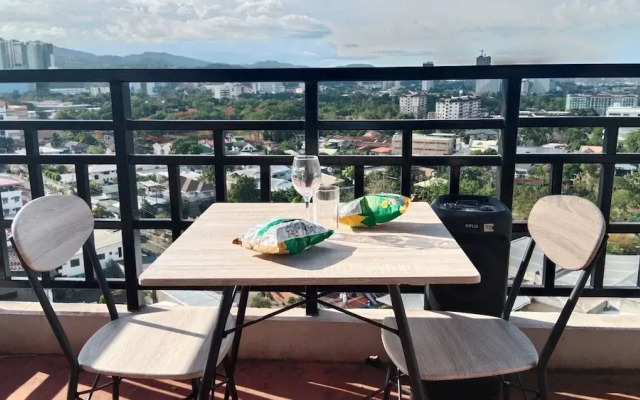 1BR Haven in Royal Garden Residences