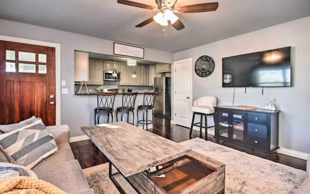 Cozy Duplex, Walk to Bentonville City Square!