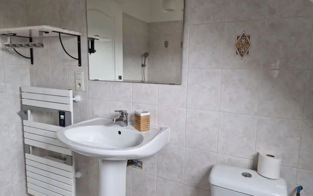Comfortable Holiday Home, Near Goelo Coast, Pordic