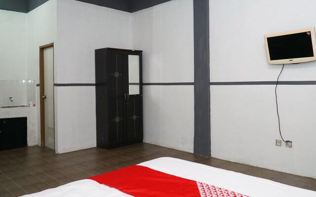 OYO 1861 Martha Guest House