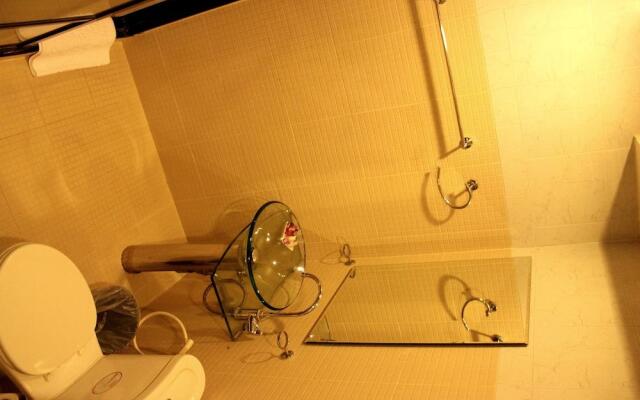 Must Sea Hotel Bangkok