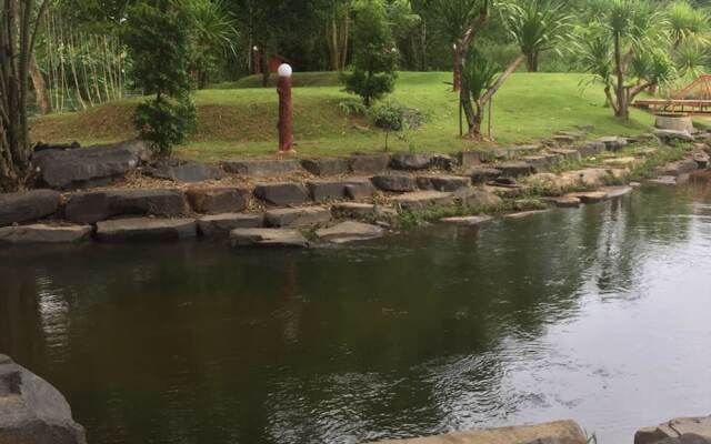 Baan Phukaotoknam Resort