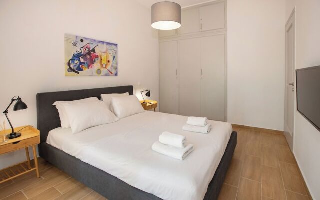 Beautiful apt near the sea by GHH