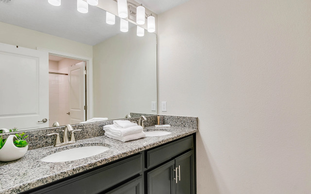 4 Bedroom 3 Bathroom Storey Lake 3056Gs