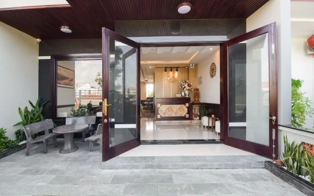 Oyo 470 Royal Tourist Villa