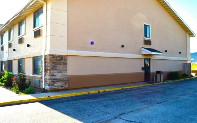 Quality Inn Coralville - Iowa River Landing