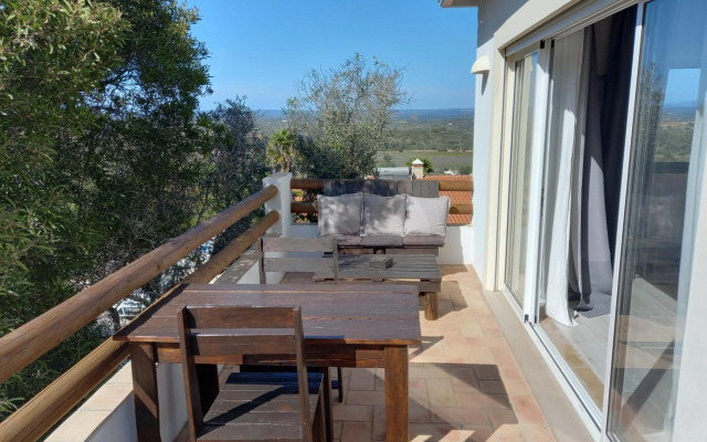 Carlos Apartment - Penthouse - Belch1952