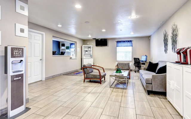 Suburban Studios Westminster Denver North