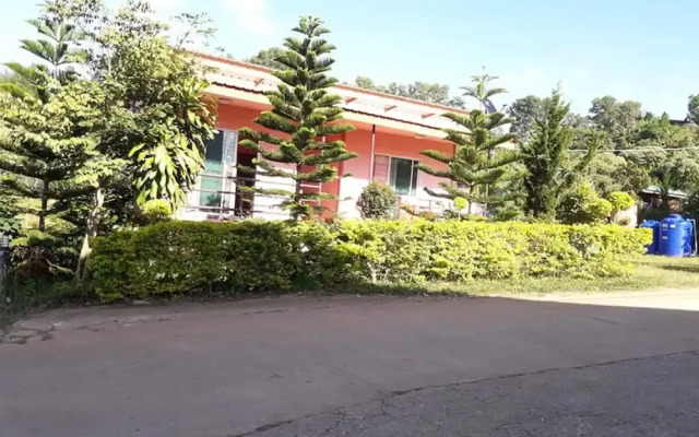 Tiw & Piw Talaymok at Khao Kho