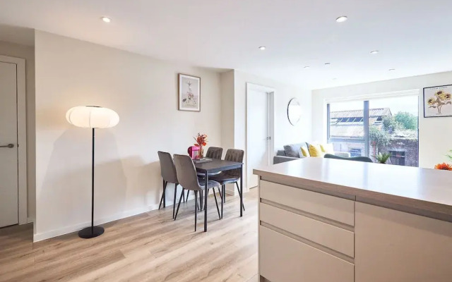 Host Stay Richmond Place 307