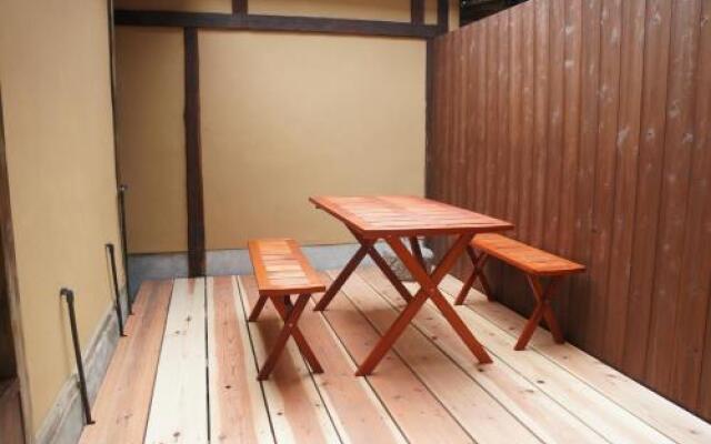 Itoya Stand Guesthouse