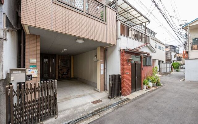 YUYU House - Kohama Mei