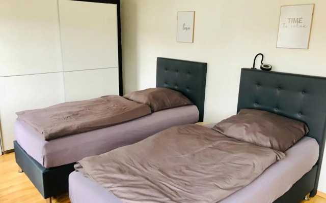 city apartment nice & comfy