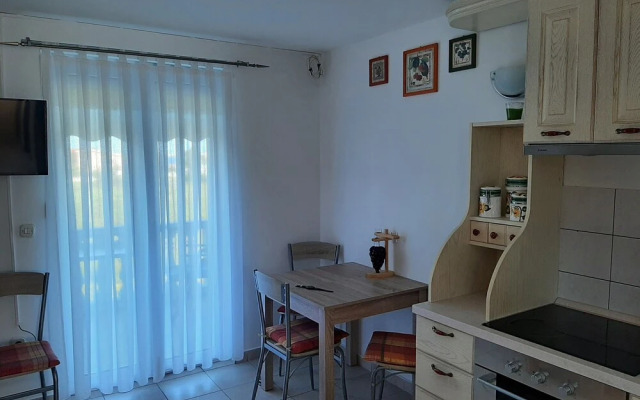 Impeccable 2-bed Apartment in Zaton