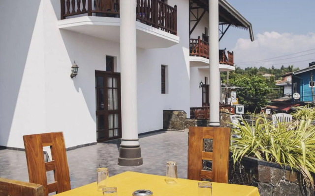 Neptune Bay Hotel
