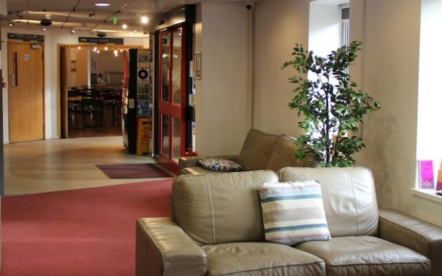 Bath YMCA - Hostel
