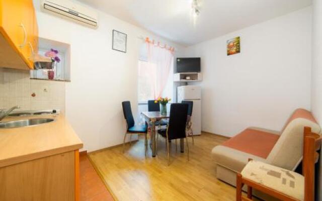 Apartment Kalalarga