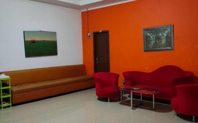 OYO 90019 Nana Guest House